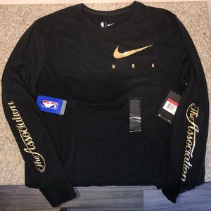 Men’s Nike/NBA Longsleeve Size Large